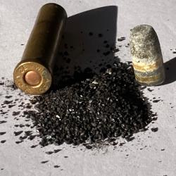 .32 WCF Black Powder Mle 1882 voir photos de la cartouche démontée - marquage : W.R.A.Co. .32 W.C.F.