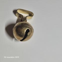 Grelot romain en laiton doré taille 3