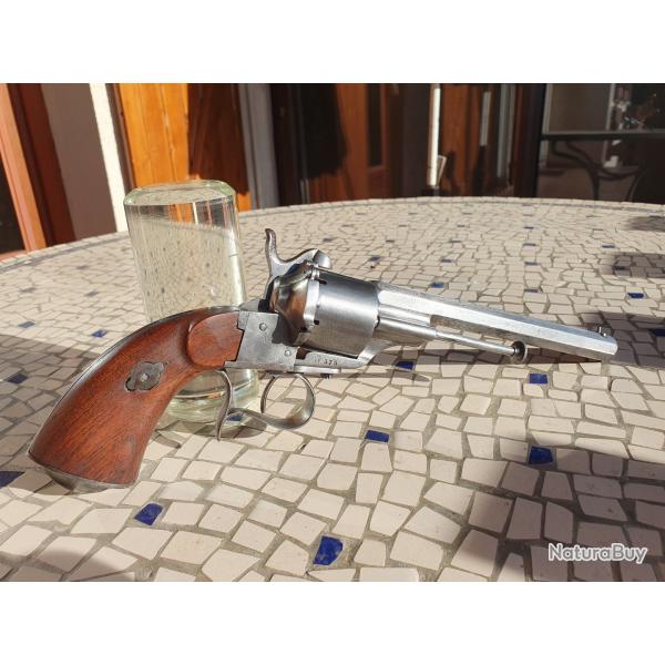 Rare revolver INVon E. LEFAUCHEUX.BRT PARIS1854 1er type " dit chapeau chinois "