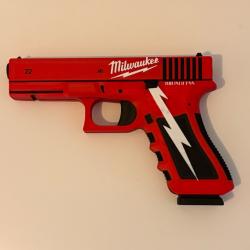 Réplique factice Milwaukee type Glock - 100 % plastique, déco ou jouet / objet d'exposition