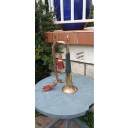 Clairon militaire ancien Ferret Marcotte fournisseur de l'arm&eacute;e