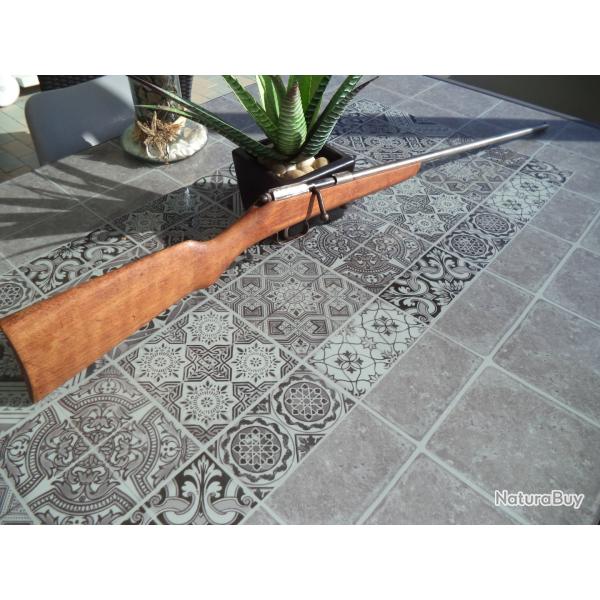 carabine 9 mm n de serie 5440 .