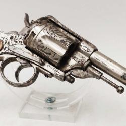 REVOLVER GASSER MONT&Eacute;N&Eacute;GRIN CALIBRE 11MM XIX eme Cat&eacute;gorie D&deg;e