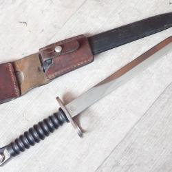 W 472466 Baïonnette Suisse FASS 57 avec porte fourreau en cuir