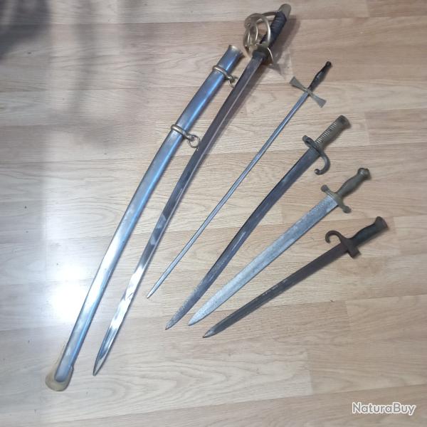 Lot d'armes blanches  complter et restaurer