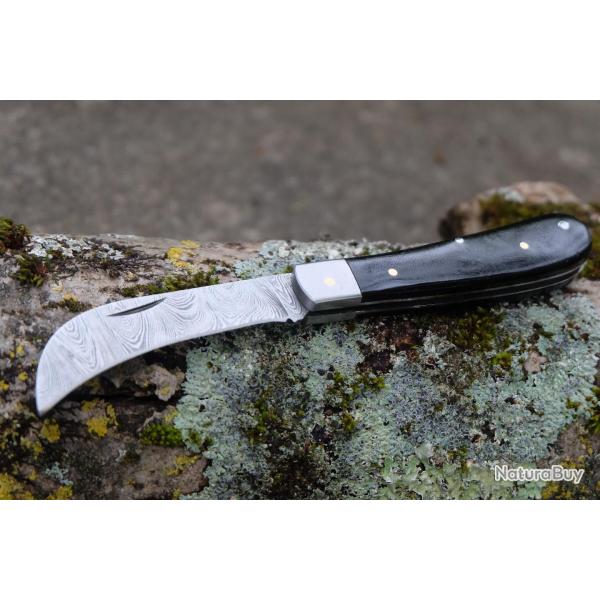 Beau Couteau Grand-Pre Vannier Lame Serpette Damas 128 Couches Manche Rsine Fabric Artisanale 01