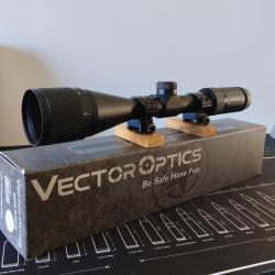 LUNETTE VECTOR OPTICS MATIZ 6-18X44 NEUVE + 2 PAIRES DE COLLIERS + ETUI DE PROTECTION