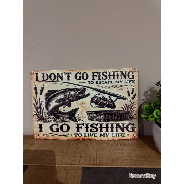 ENCHERE 1 EURO .....Plaque mtallique, dcorative, I GO FISHING