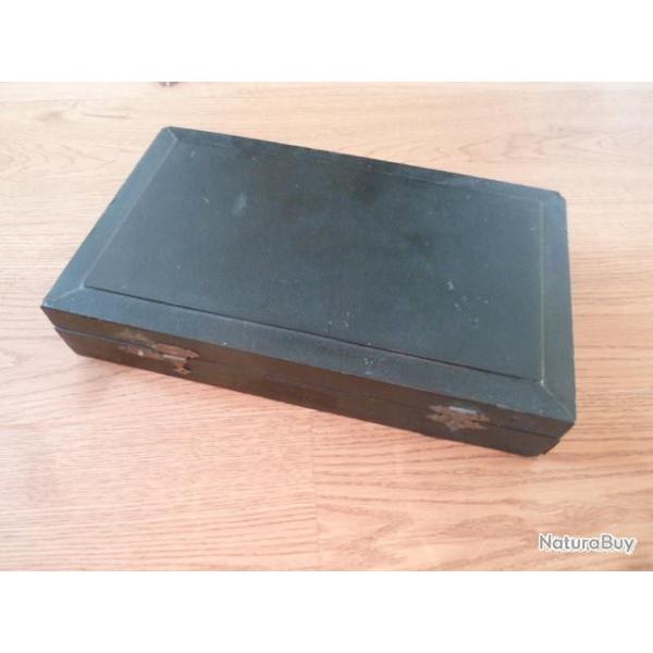 COFFRET DE PRESENTATION ANCIEN POUR SMITH � WESSON SAFETY EN 38 AVEC RARE CANON LONG DE 6 pouces