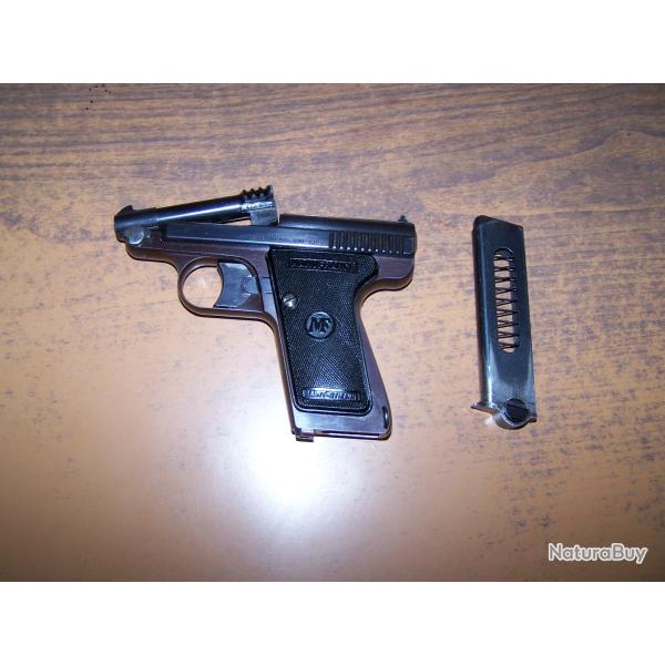 PISTOLET LE FRANCAIS CALIBRE 7.65 VENDU AVEC 1CHARGEUR ET mallette PLUS ACCESSOIRES DE NETTOYAGE