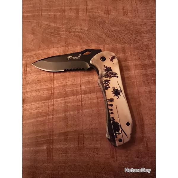 Couteau lopard soldat