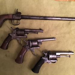 LOT DES 3 RÉVOLVERS A BROCHES ET UN À PISTON