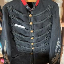 Dolman de capitaine du 20&deg; de ligne et son calot, fin XIX&deg;