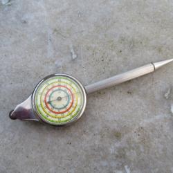 Ancien Curvim&egrave;tre avec boussole mesure de distances sur cartes tenant compte des &eacute;chelles(Vers 1950)