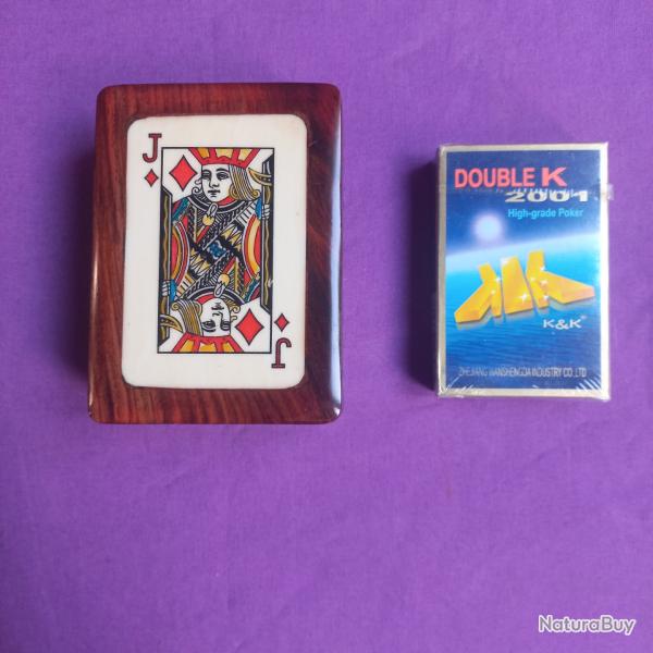 belle boite & coffret tout en bois pour des jeux de cartes ..