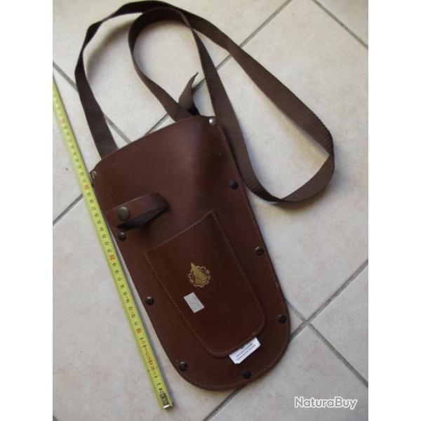 Porte outil (serpe...) port sangle r�glable ou ceinturon, agent forestier en cuir marron NEUF
