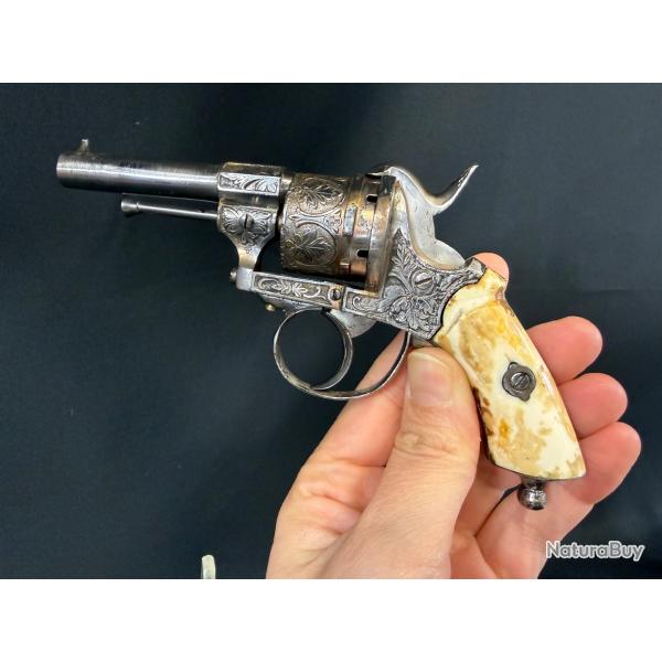 RARE REVOLVER BELGE 7mm  broche
