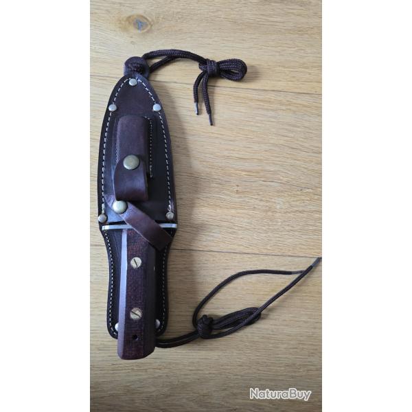 solide couteau de chasse, lame 4 mm + fourreau cuir + pierre � �guiser