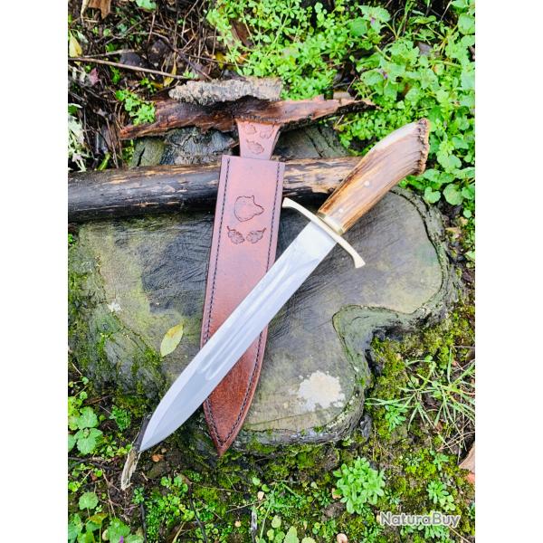 dague de chasse d'artisan / gravure feuilles de chne, tte de sanglier