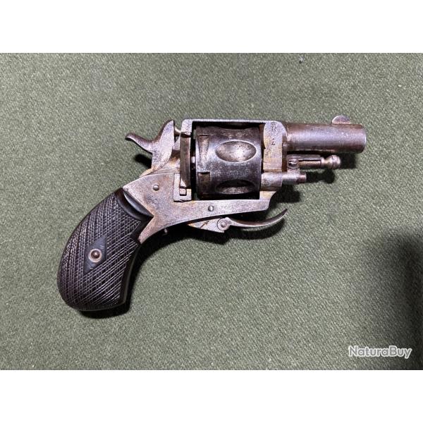 REVOLVER BULLDOG Manufacture St Etienne cal. 320 ?