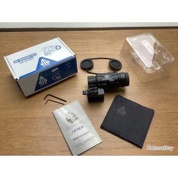 Magnifier UTG ,AR 15 grossissement x3