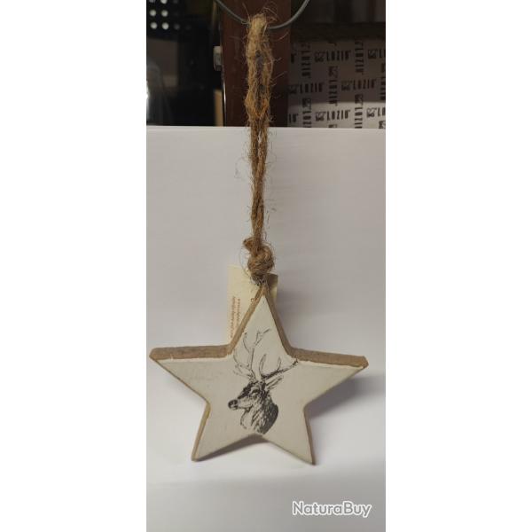1 suspension - BOULE DE NOEL en �toile - motif cerf - en bois