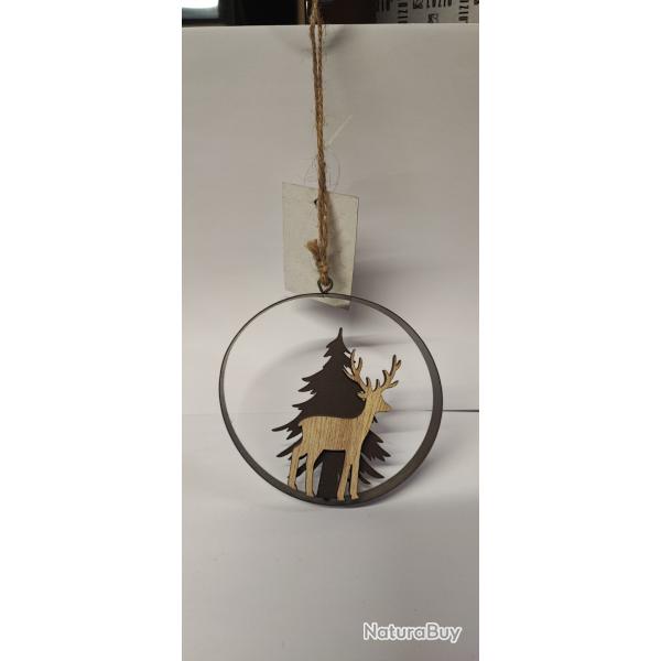 1 suspension - BOULE DE NOEL - M�tal avec d�cor foret, cerf en bois