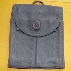 PORTE MAGASINS AMERICAIN POUR USM1 EN TISSU RECONDITIONNE POUR L'ARMEE FRANCAISE, MODELE AVEC PASSAN