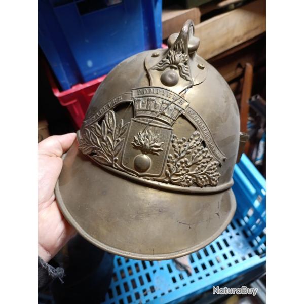 Casque de pompier de Bagnres de Bigorre