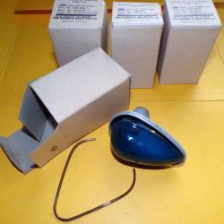 LOT DE 4 LAMPES DE SIGNALISATION TYPE A-8 POUR AVION , COULEUR BLEU  , DANS SA BOITE D'ORIGINE ,  ET