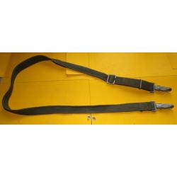 SANGLE EN TISSU POUR MUSETTE MILITAIRE DE L' ARMEE ALLEMANDE BUNDESWHER  ,DIMENSION LONGUEUR 120 CM