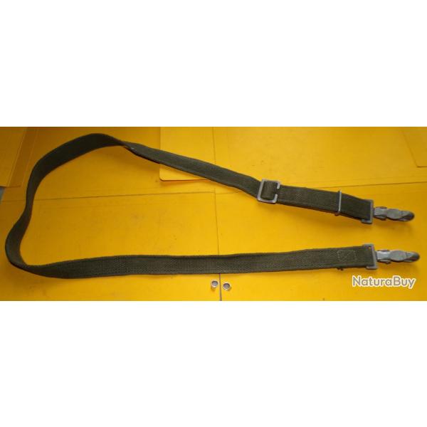 SANGLE EN TISSU POUR MUSETTE MILITAIRE DE L' ARMEE ALLEMANDE BUNDESWHER  ,DIMENSION LONGUEUR 120 CM