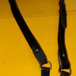 BAUDRIER EN  CUIR NOIR POUR MODELE GENDARMERIE NATIONALE FRANCAISE , LONGUEUR REGLABLE PAR UNE SANGL