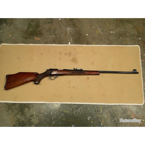 CARABINE "UNIQUE", mod�le : T-DIOPTRA en 22LR avec 1 chargeur