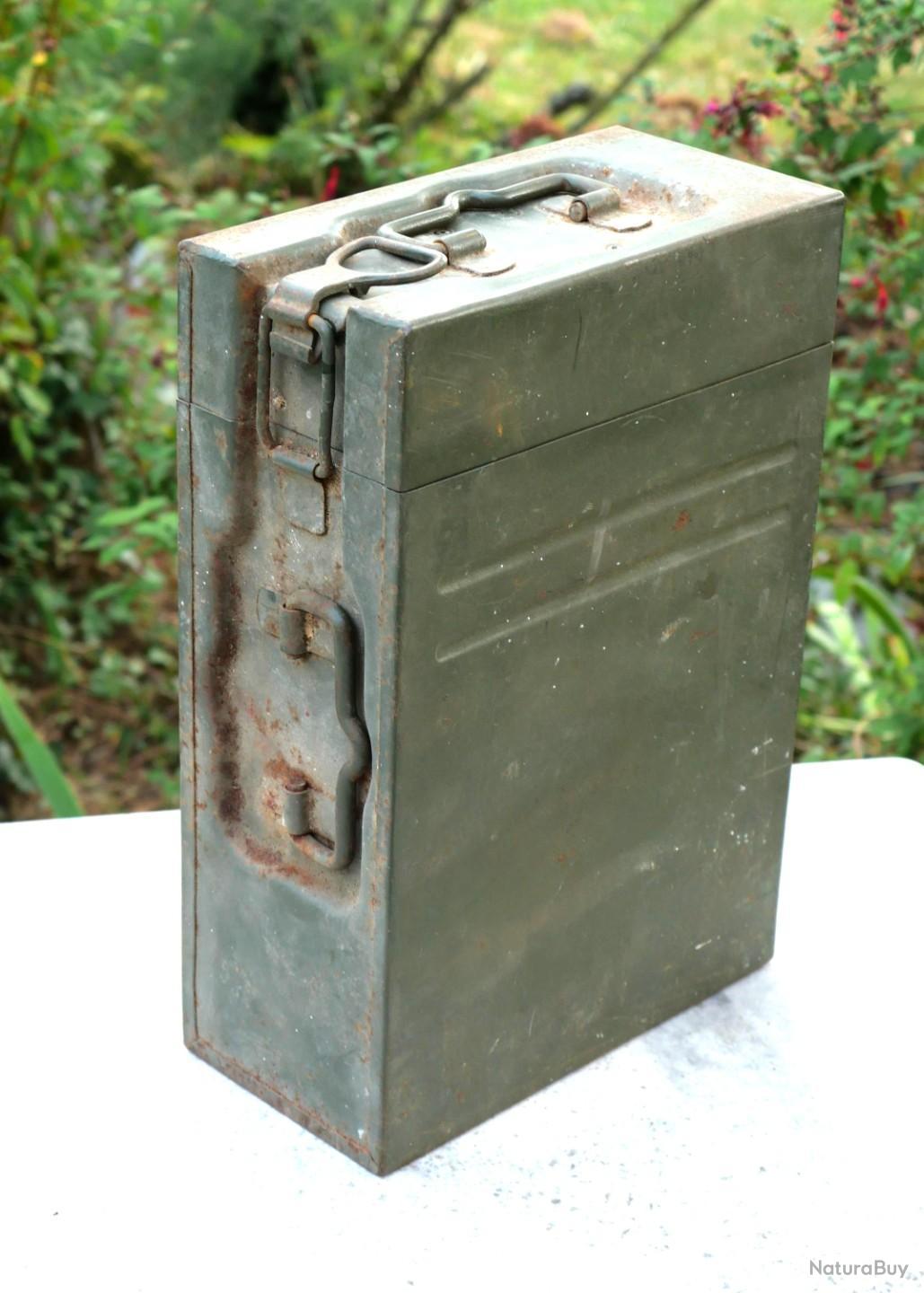 Boîte de rangement munitions métallique / Caisse militaire de munition