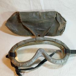 US ARMY Paire de lunettes POLAROID de tankiste souple avec son &eacute;tui REF BER25POL001