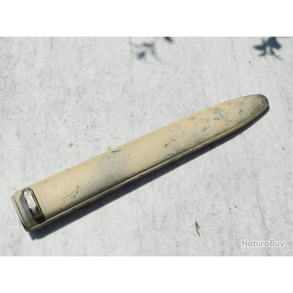 fourreau Stgw57 baionnette suisse sigle UTZ  chape marque d'un P majuscule cursif JLB25FOU001