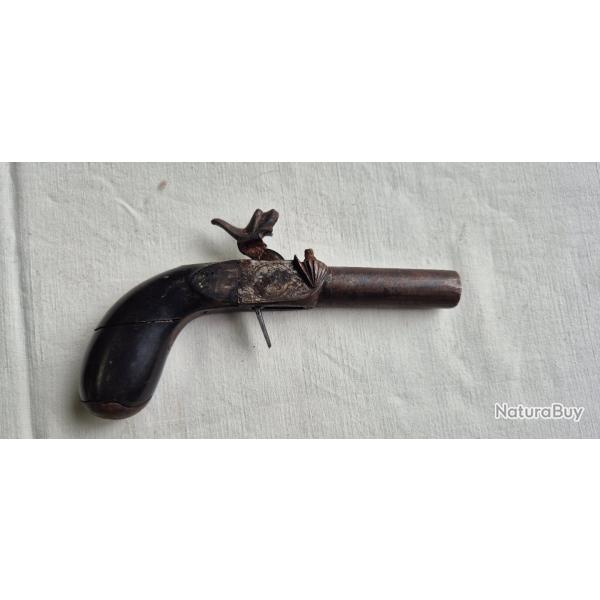 Pistolet a poudre noire du XIX eme siecle n6
