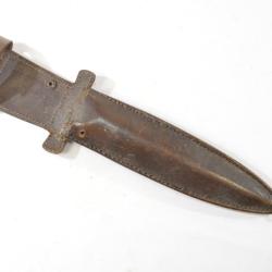 Etui / fourreau cuir pour couteau / dague de combat / chasse.