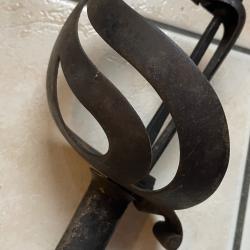 Rare Sabre italien infanterie cavalerie ? Rare finition bleuie - à restaurer 14 18 ? Ww1 ?