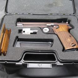 Vends Rare  Pistolet P210 7 Calibre 22LR Origine