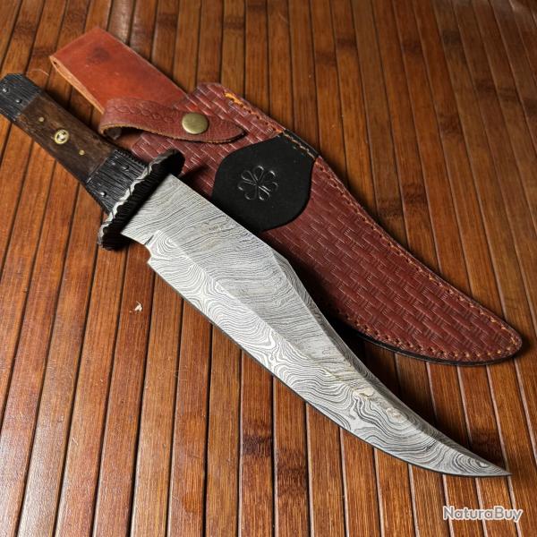 BEAU ET GRAND COUTEAU - POIGNARD ARTISANAL  DAMAS FORG 290 COUCHES PLAQUETTES CORNES