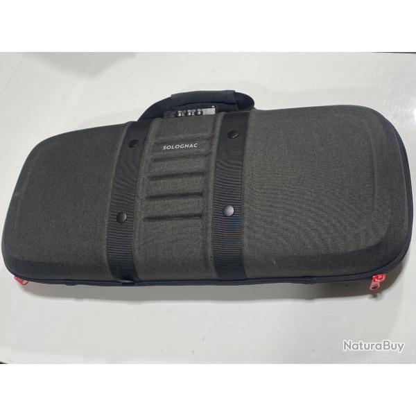 Mallette semi-rigide Solognac pour arme courte ou fusil demont�