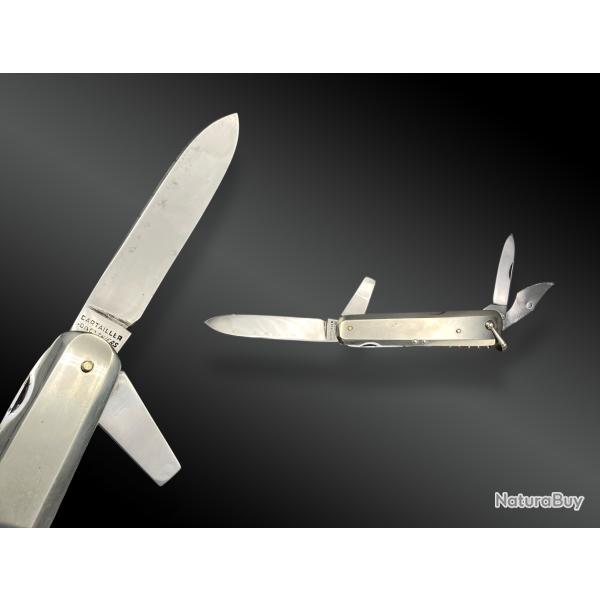 COUTEAU fermant, multi lames par CARTAILLER  THIERS France XXme.