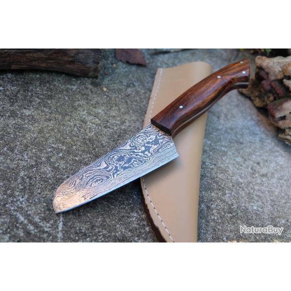 Skinner Couteau de Rando Cuisine Damas Lame 256 Couches Manche Bois de Rose Fab Artisanale Etui Cuir