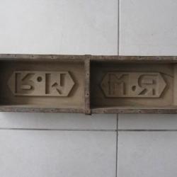 Moule à briques double 1920-1930