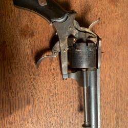 Revolver à broche lefaucheux liège crosse ébène
