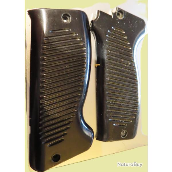 paire de plaquettes de crosse r�glementaire MAC 50