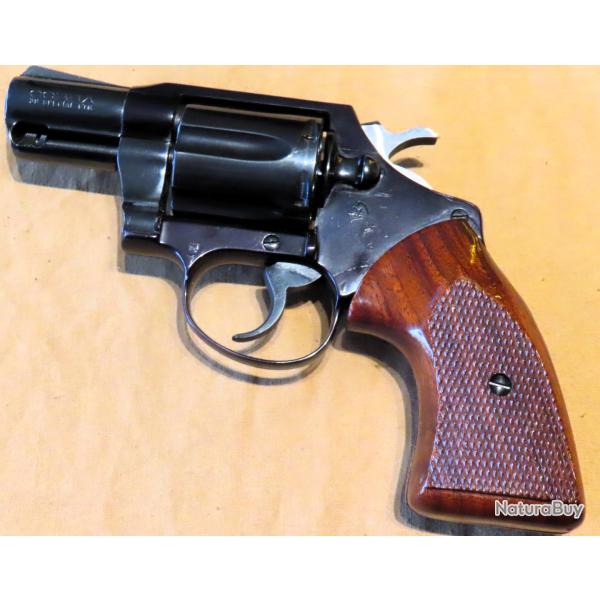 Revolver Colt Cobra type 1977 calibre 38 sp canon de 2 pouces bronz