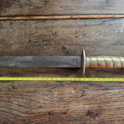 Couteau poignard de scaphandrier